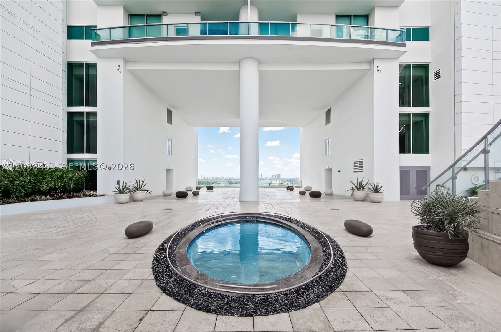 900 Biscayne Blvd #2302 Miami, FL 33132