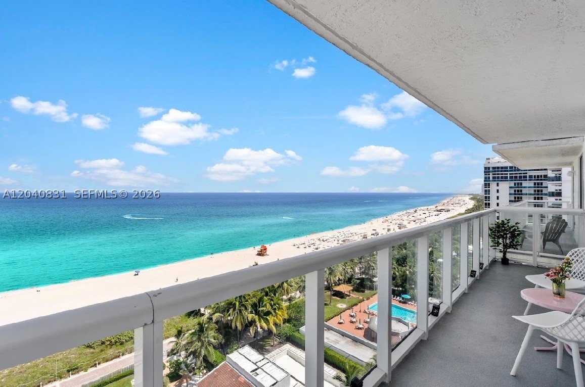2457 Collins Ave #1603 Miami Beach, FL 33140