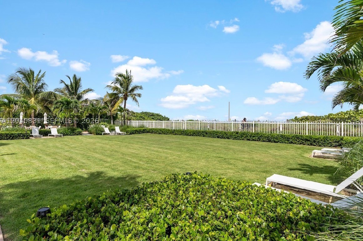 2457 Collins Ave #1603 Miami Beach, FL 33140