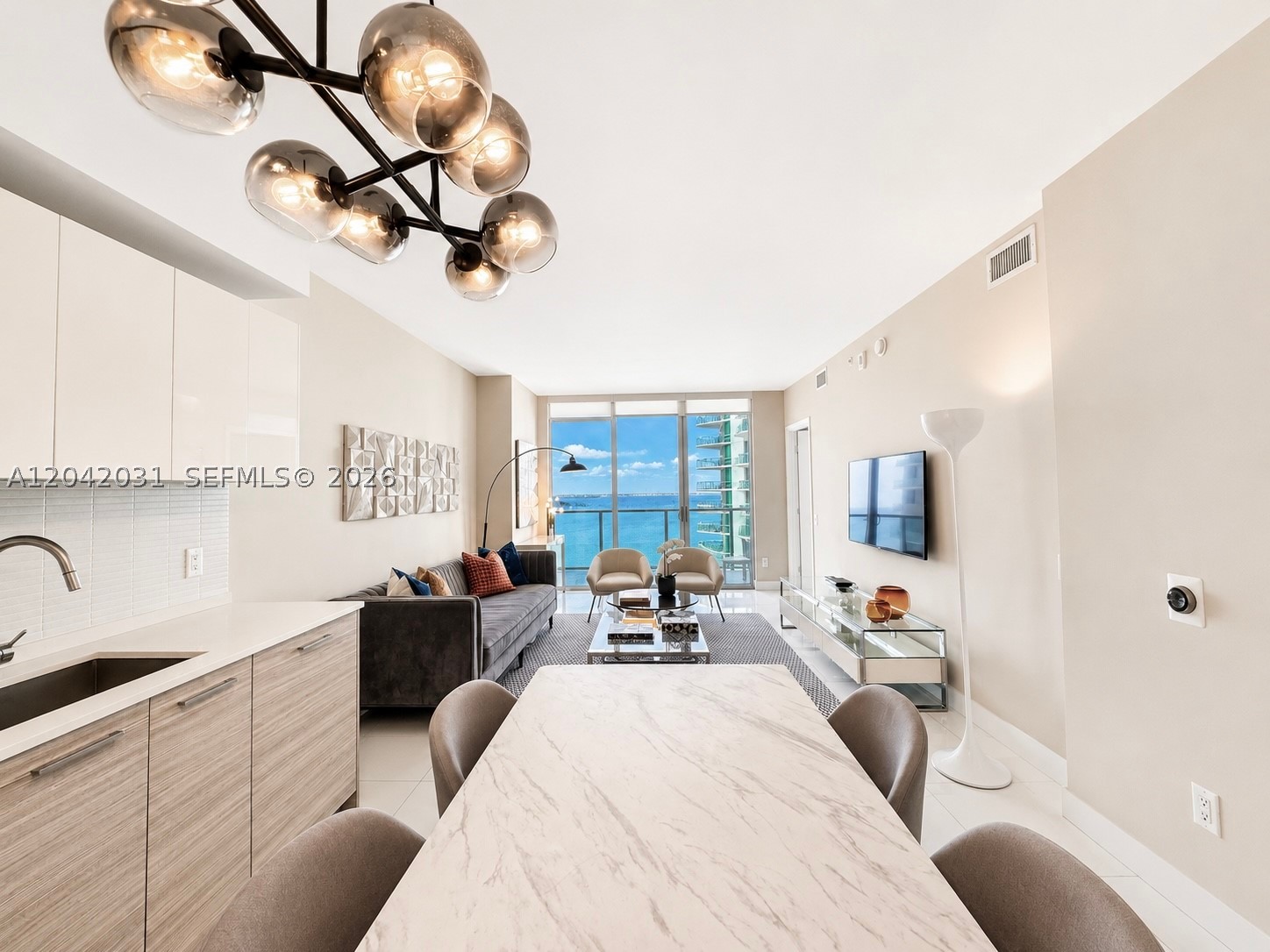 1300 Brickell Bay Dr #2307 Miami, FL 33131