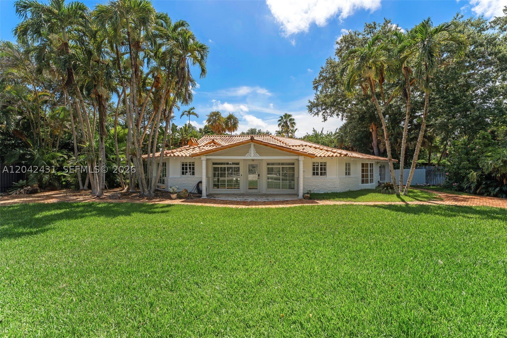 7924 SW 50th Ct Miami, FL 33143