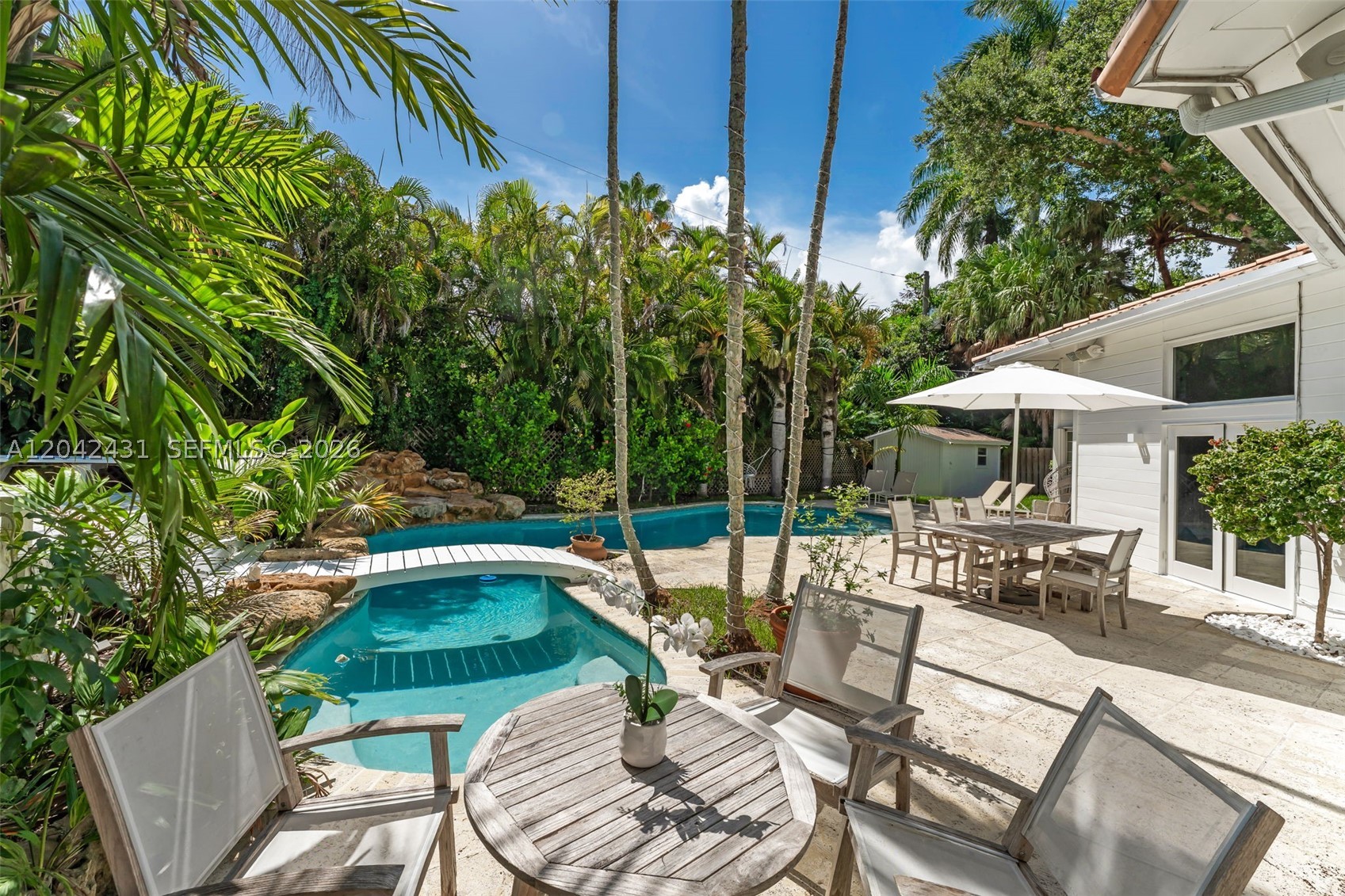 7924 SW 50th Ct Miami, FL 33143