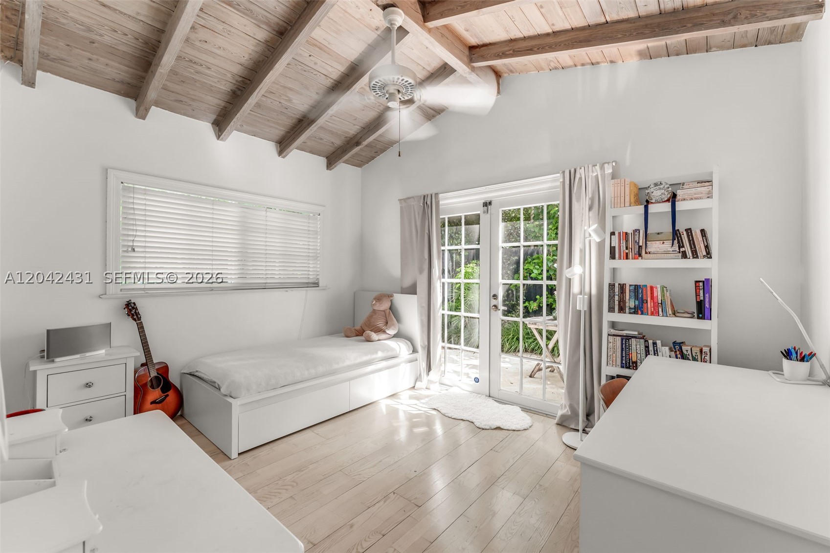 7924 SW 50th Ct Miami, FL 33143