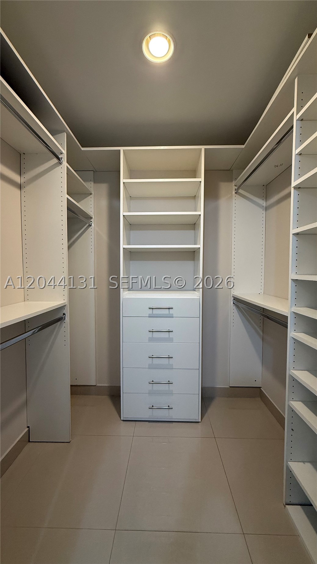 image Bay House15