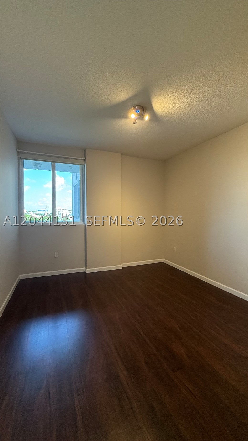 image Bay House18