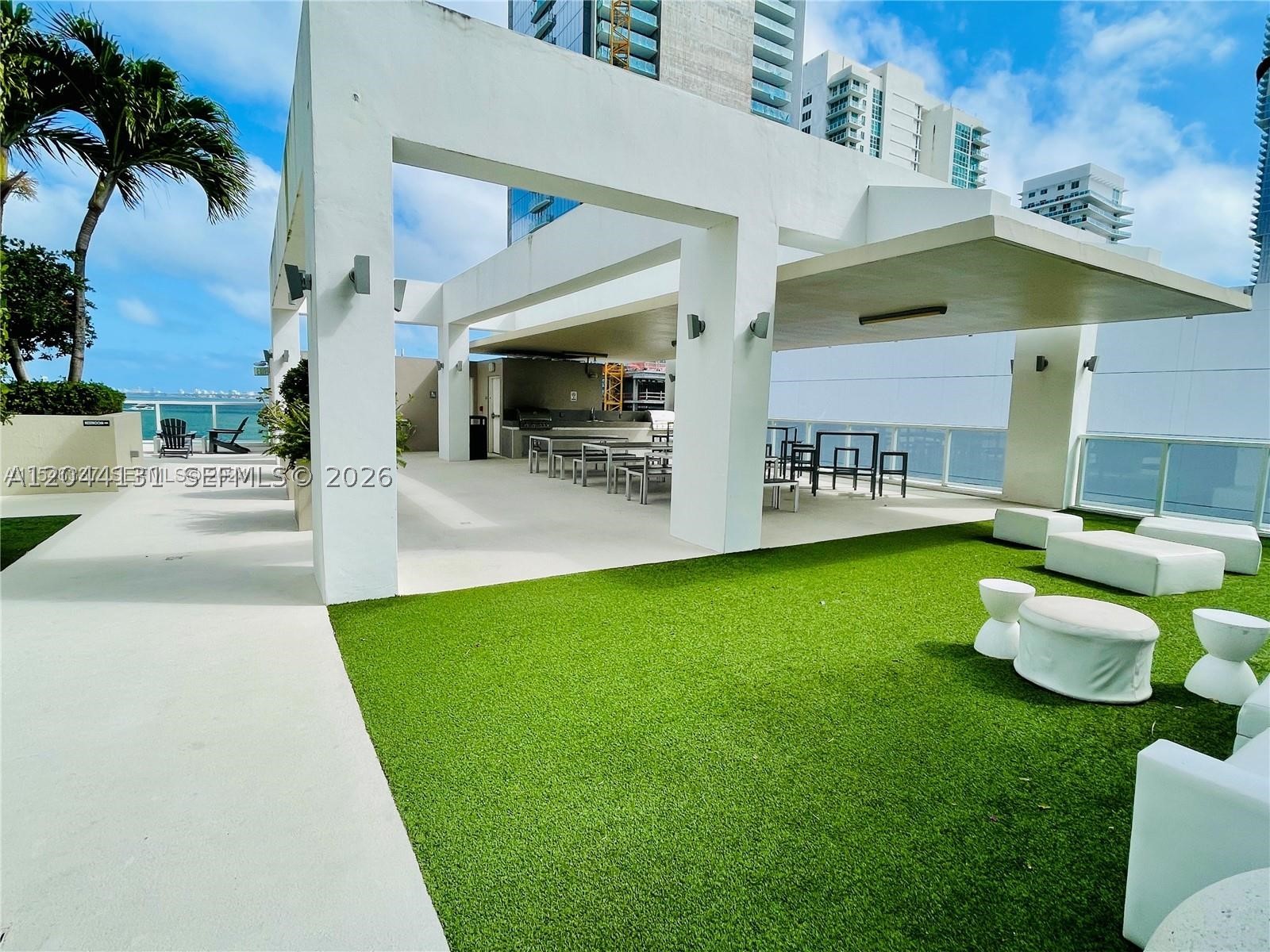 image Bay House23