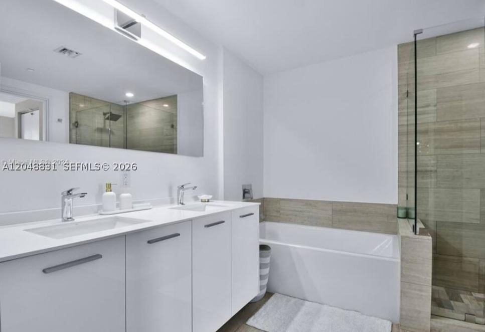image Brickell House10
