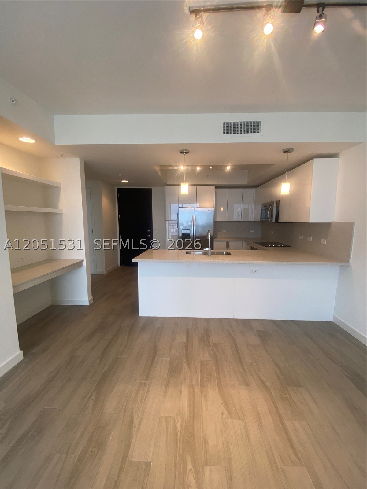 image Nine at Mary Brickell Village1