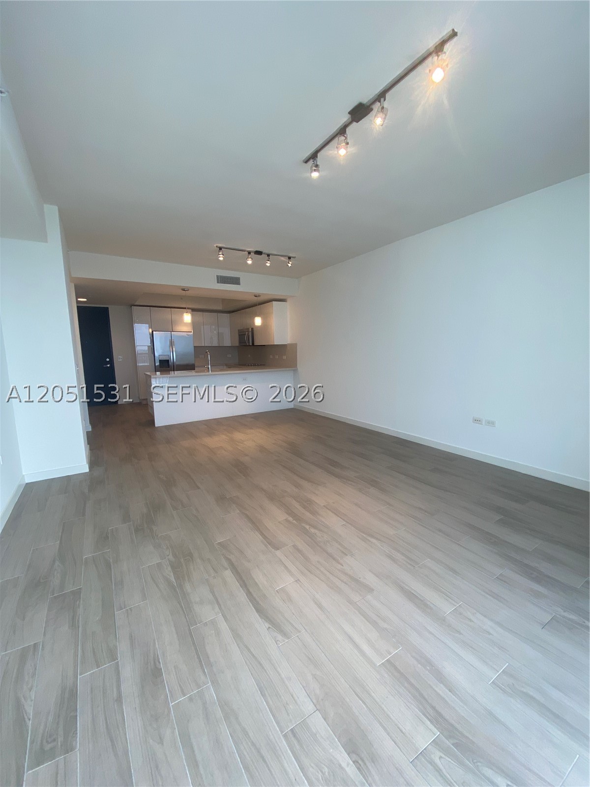 image Nine at Mary Brickell Village4