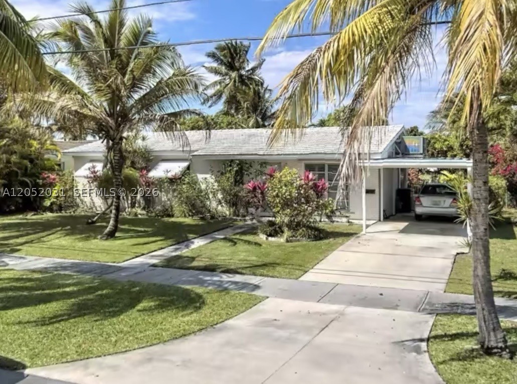 19120 Bel Aire Dr