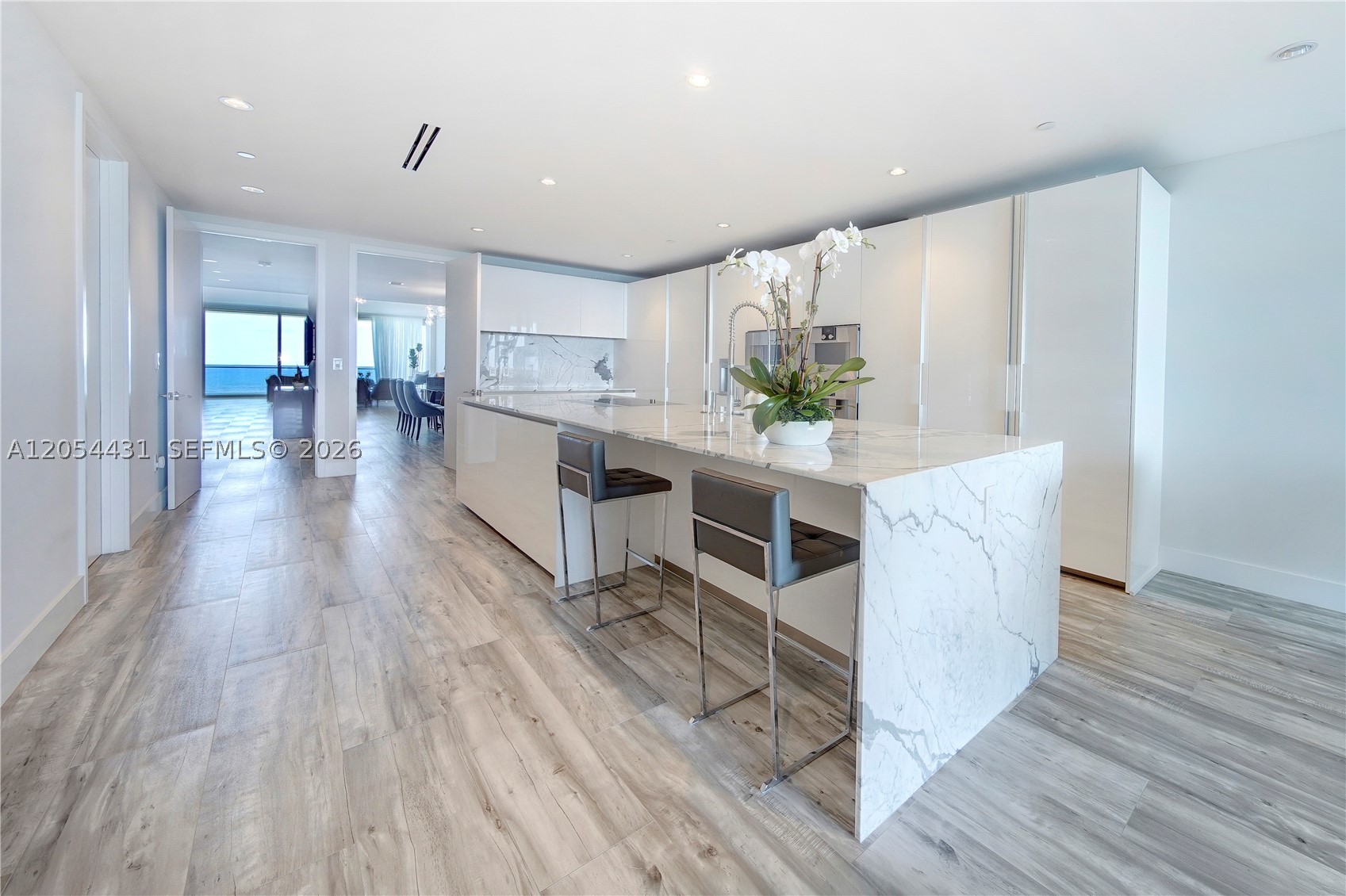 10203 Collins Ave #1502 Bal Harbour, FL 33154