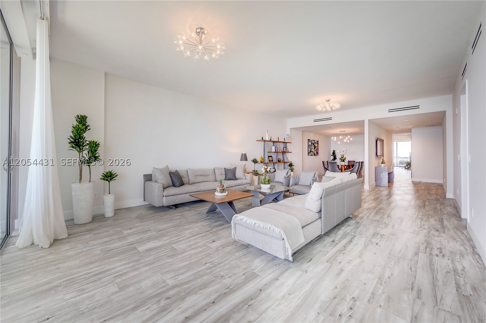 10203 Collins Ave #1502 Bal Harbour, FL 33154
