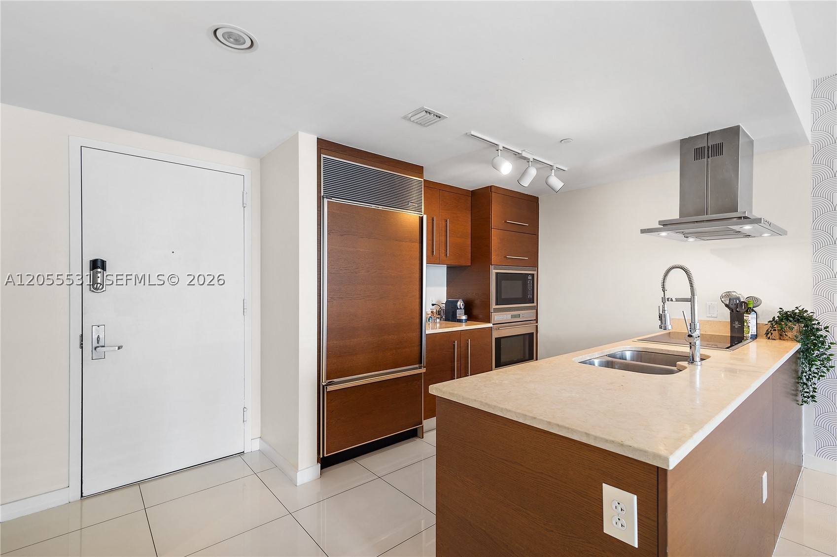 image Icon Brickell III (W Miami)2