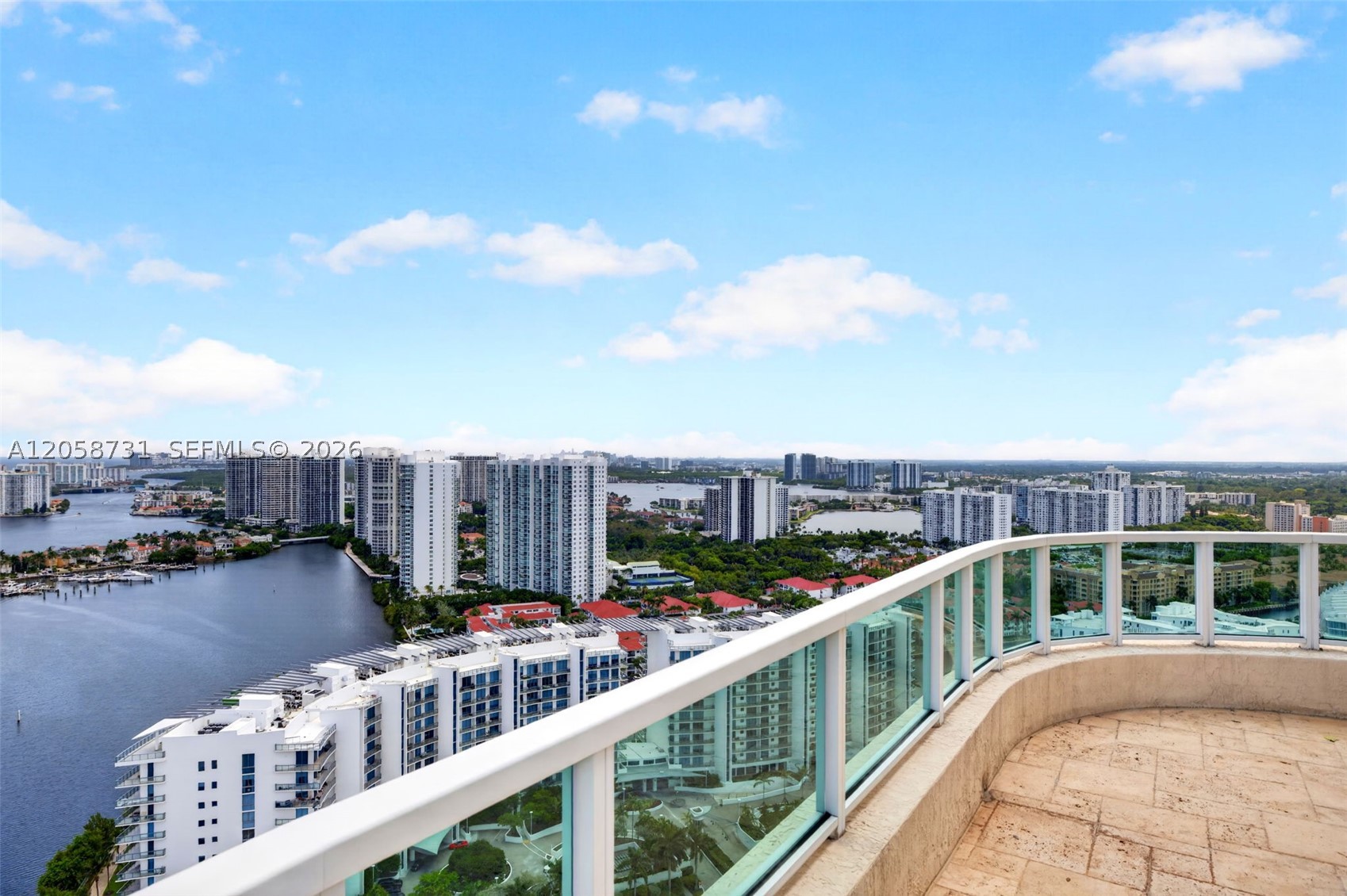 image Aventura Marina 245
