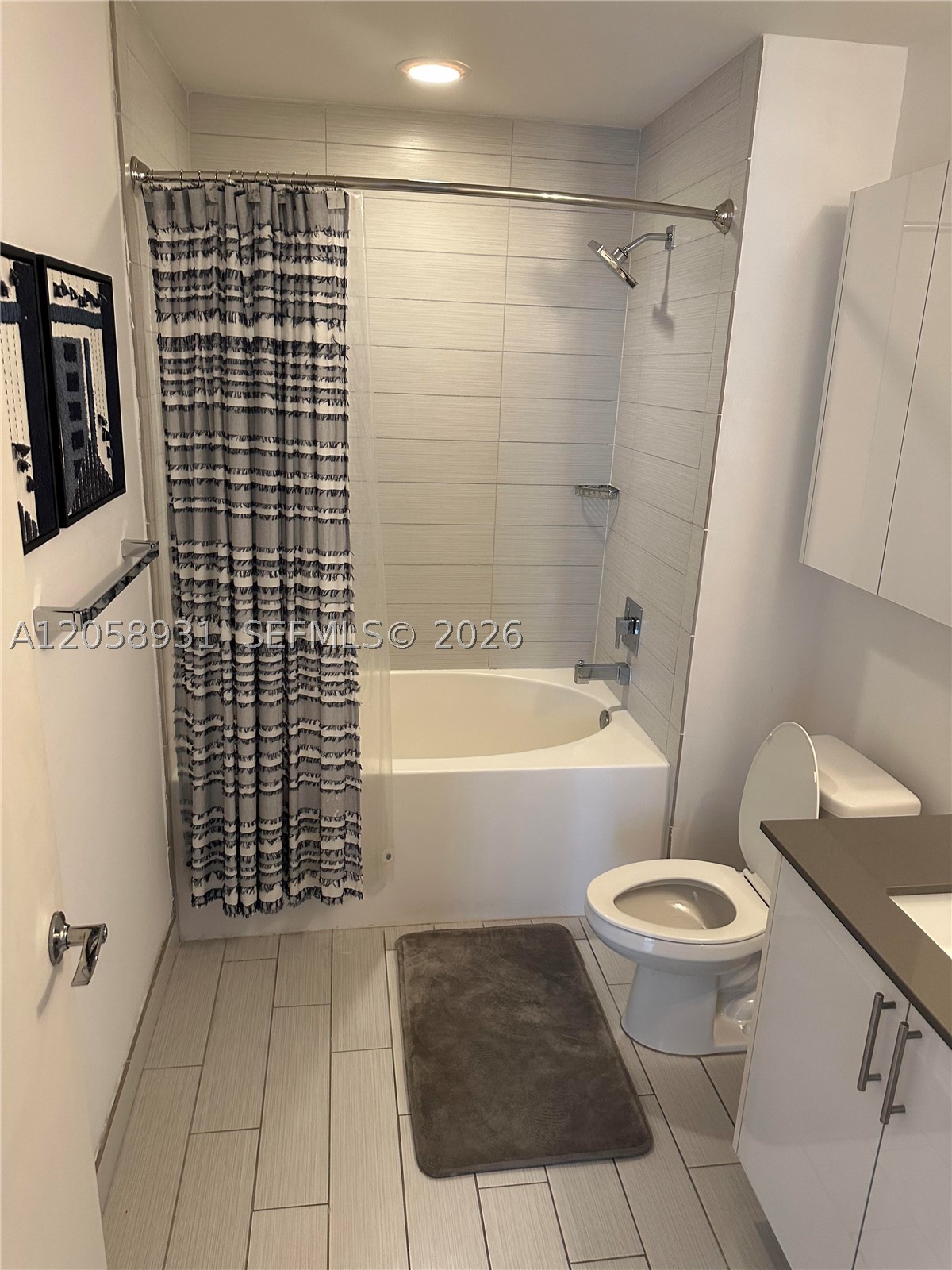 image Nine at Mary Brickell Village10