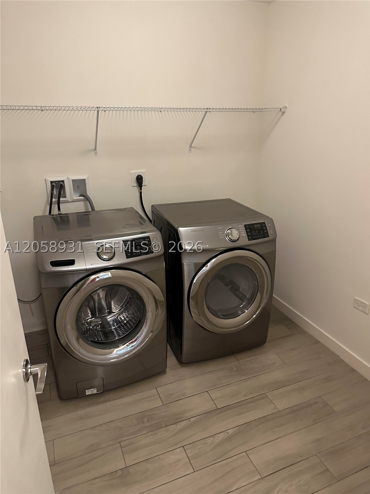 image Nine at Mary Brickell Village11