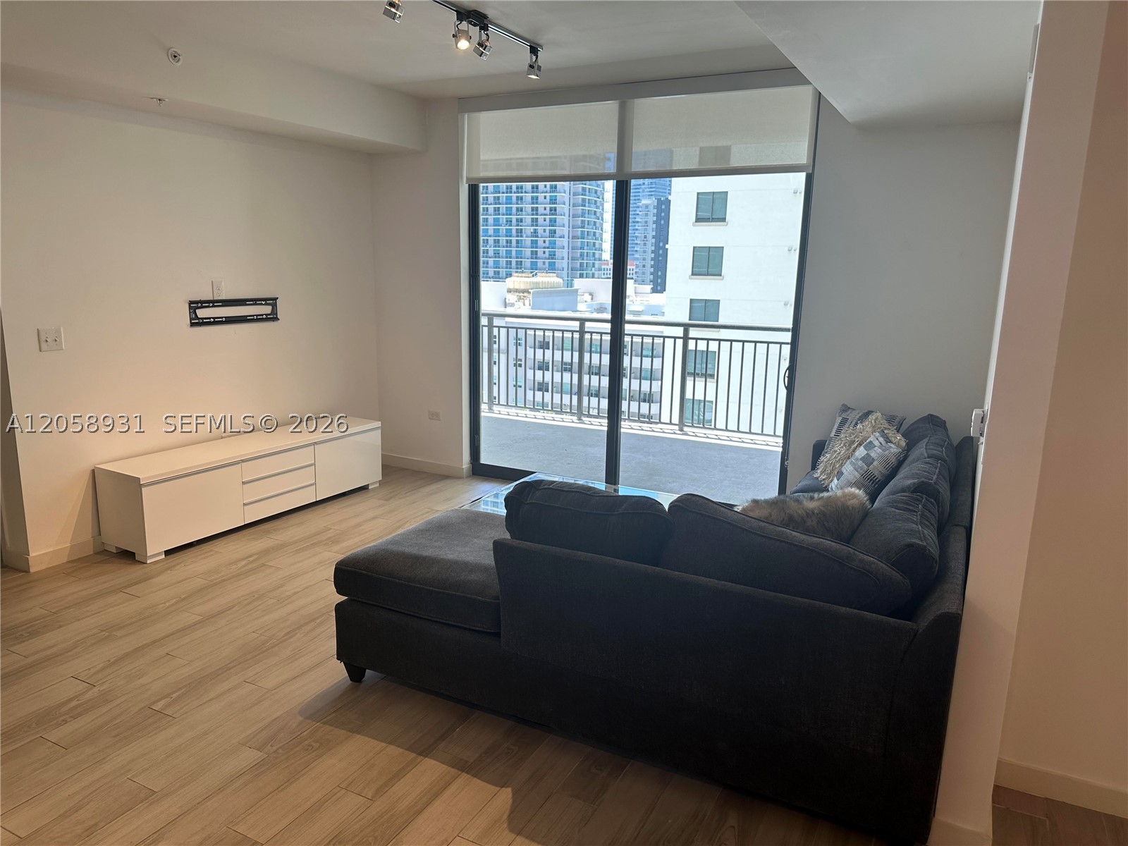 image Nine at Mary Brickell Village3