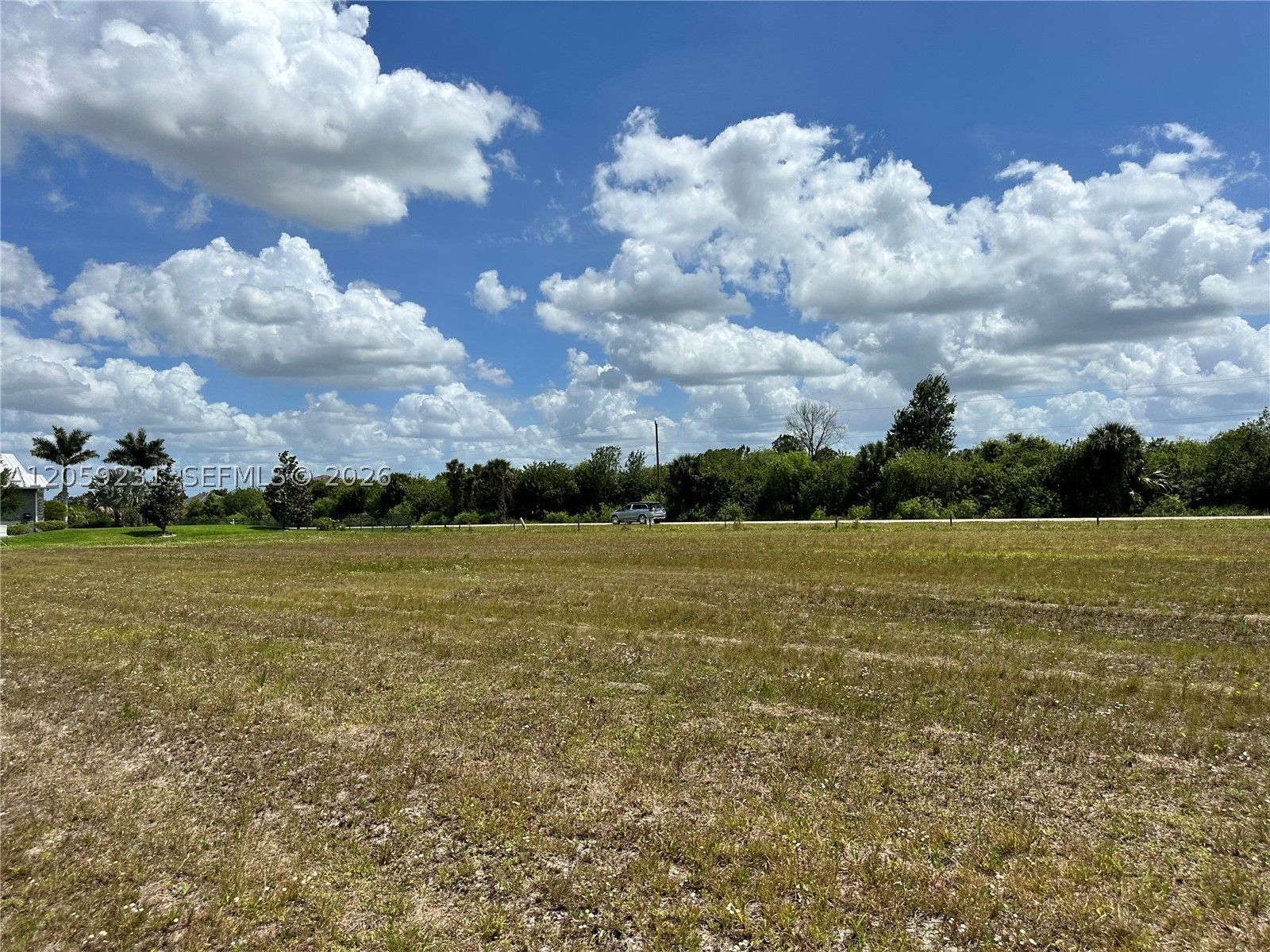 515 Shady Holw Blvd W Naples, FL 34120