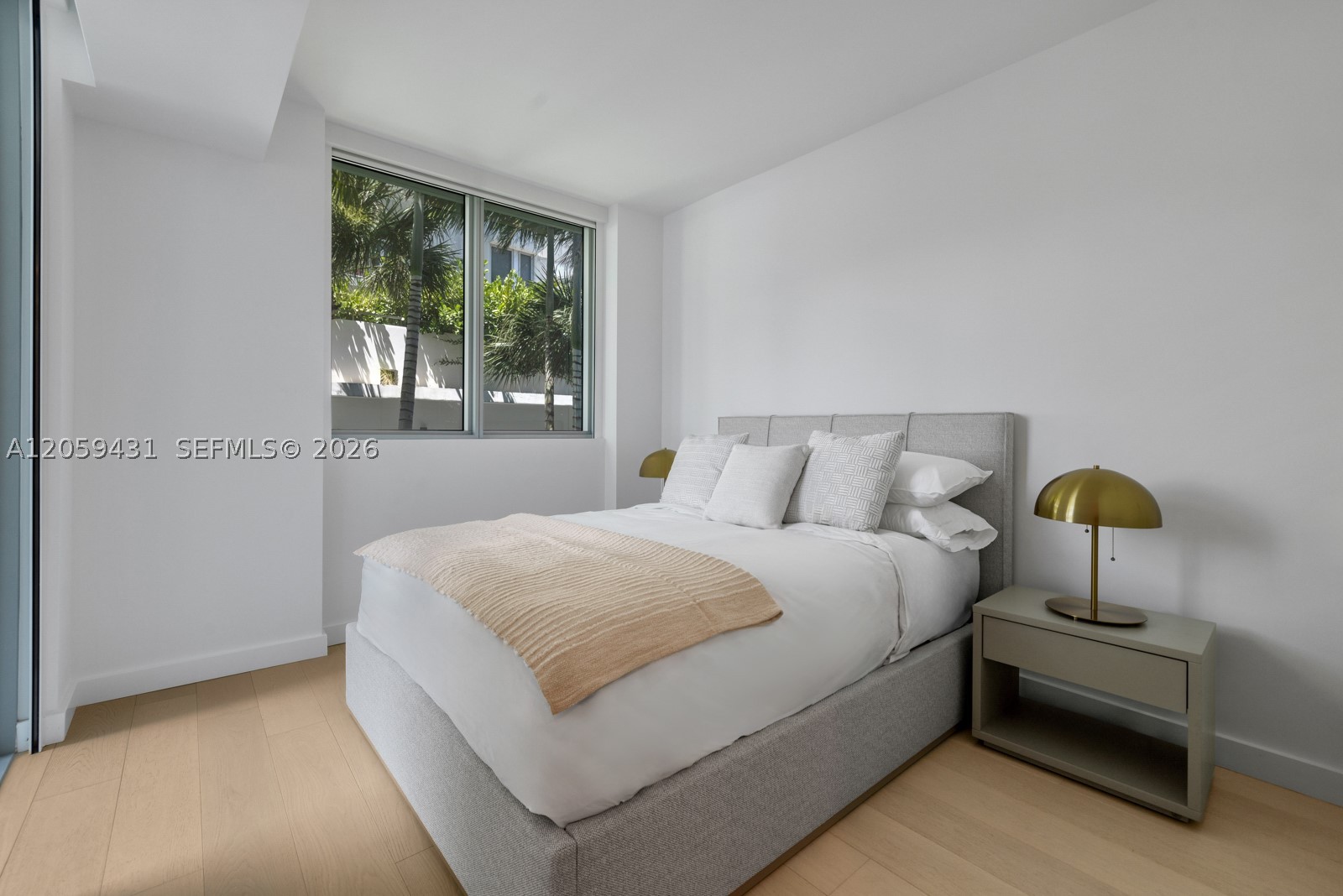 9221 E Bay Hbr Dr #212 Bay Harbor Islands, FL 33154