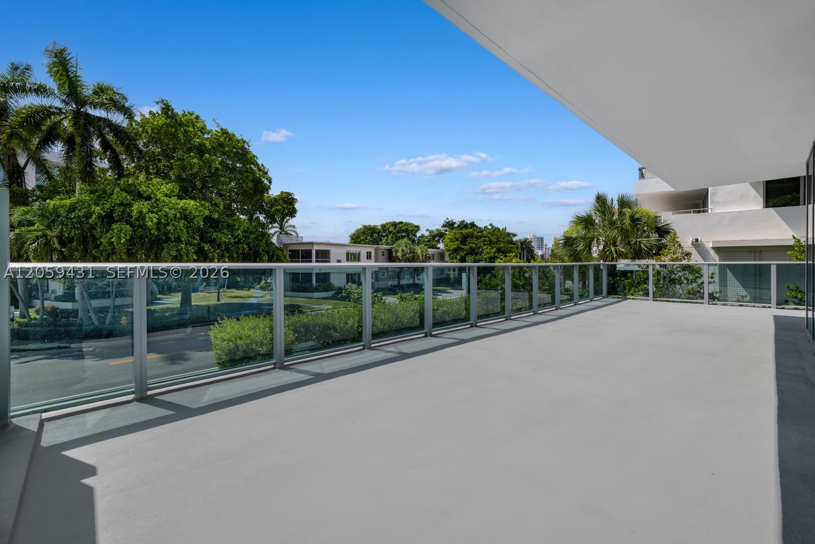 9221 E Bay Hbr Dr #212 Bay Harbor Islands, FL 33154