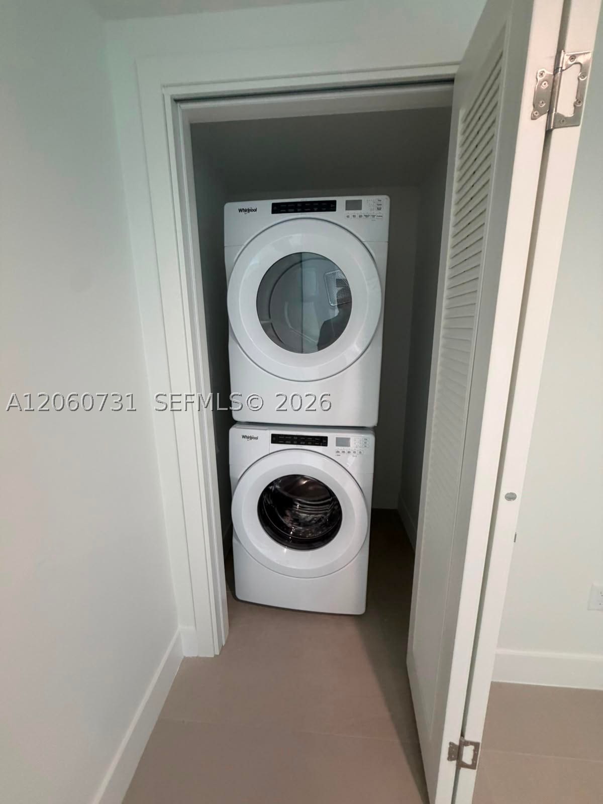 image Hallandale Oasis33