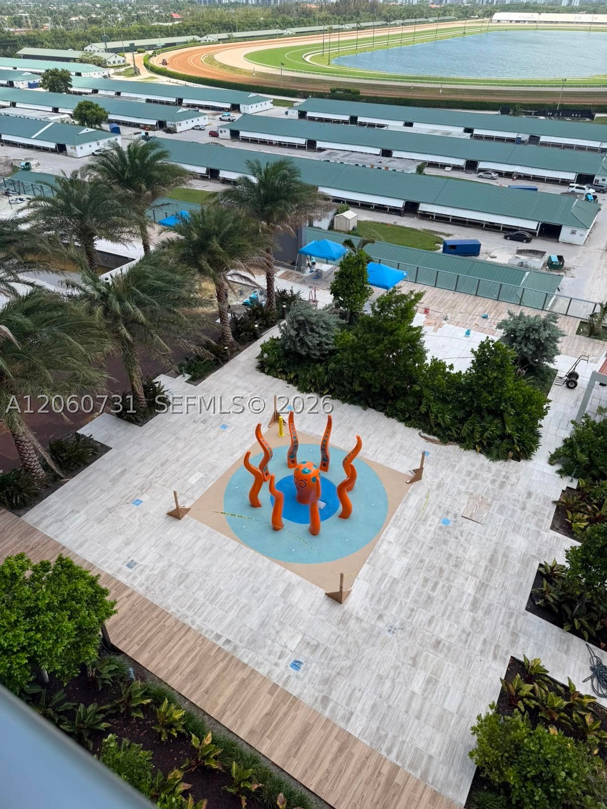 image Hallandale Oasis37