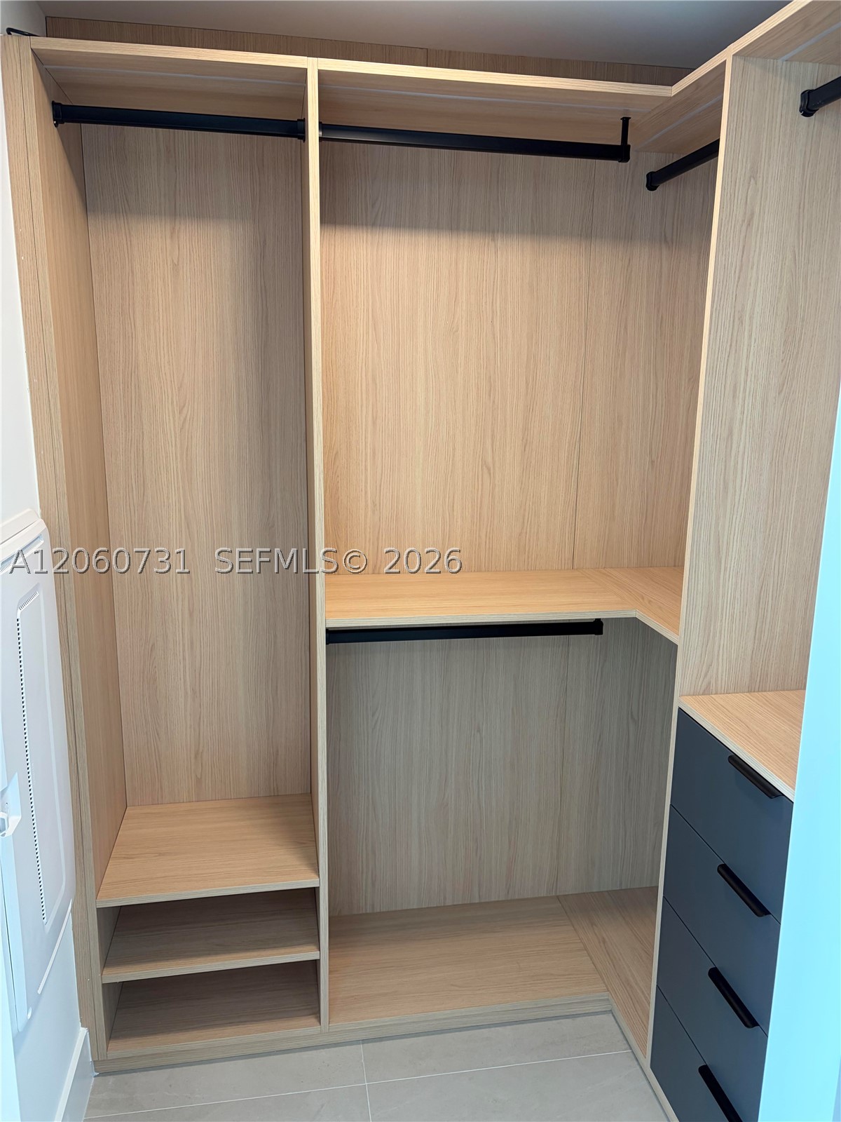 image Hallandale Oasis45