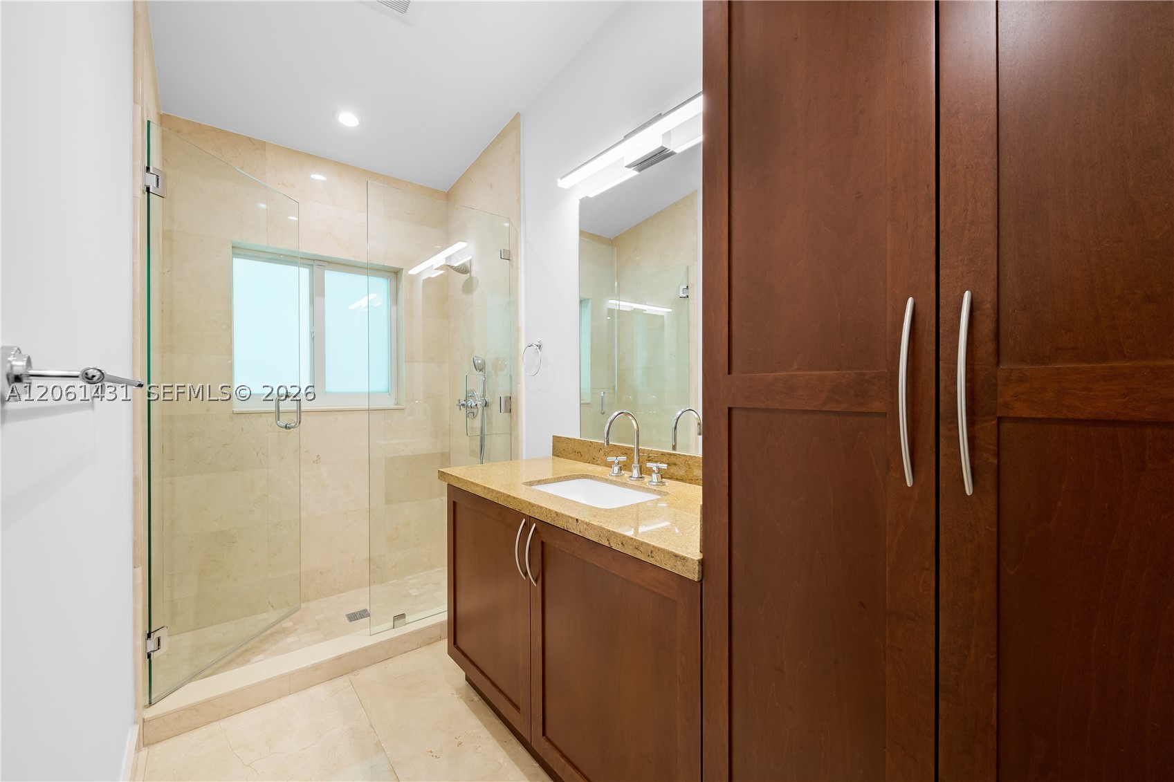 12200 SW 74th Ct Pinecrest, FL 33156