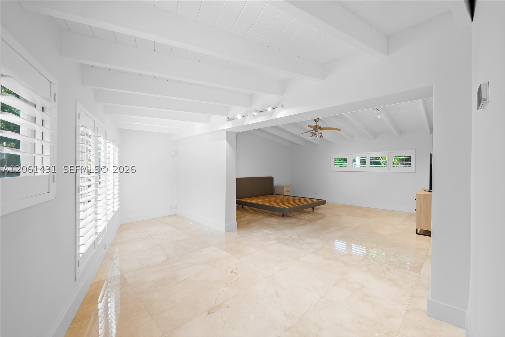 12200 SW 74th Ct Pinecrest, FL 33156