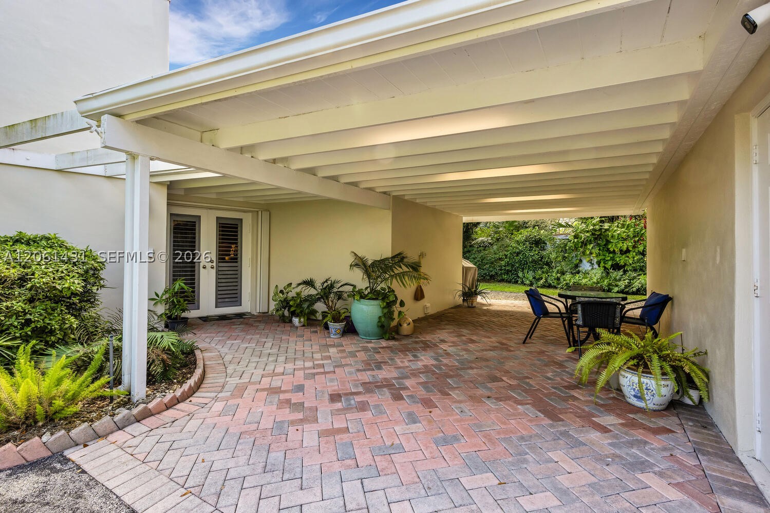 12200 SW 74th Ct Pinecrest, FL 33156