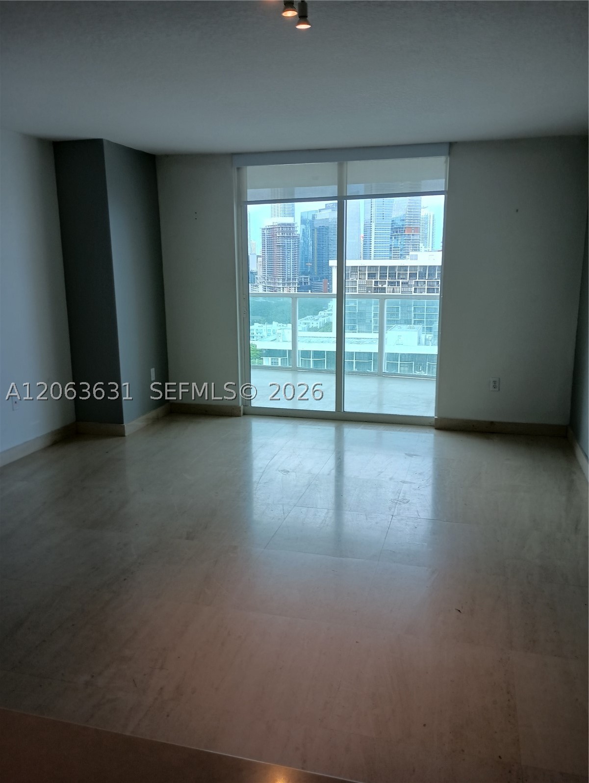 image Skyline on Brickell7