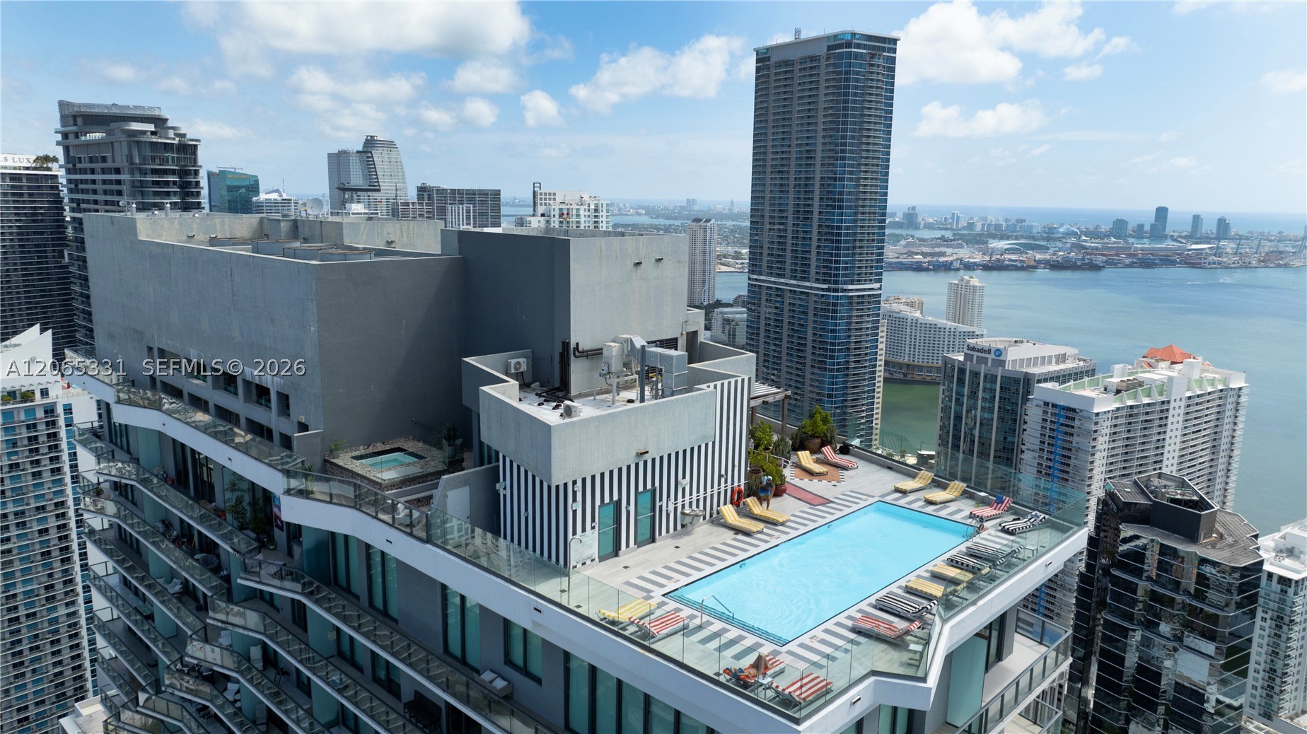 image Dua Miami (SLS Brickell)17