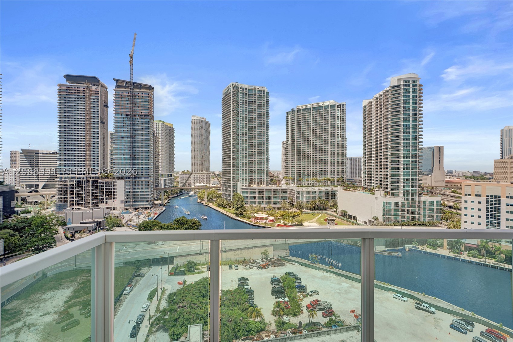 image Brickell on the River South17