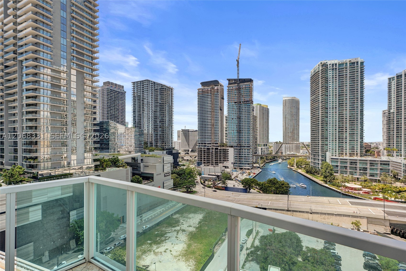 image Brickell on the River South18