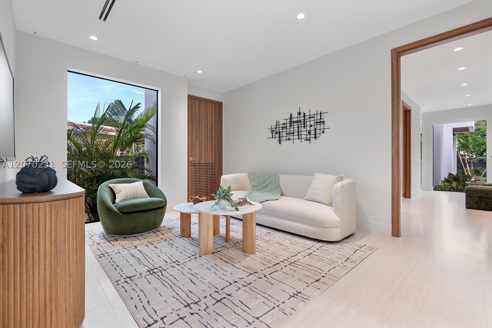 1844 SW 24th Ter Miami, FL 33145
