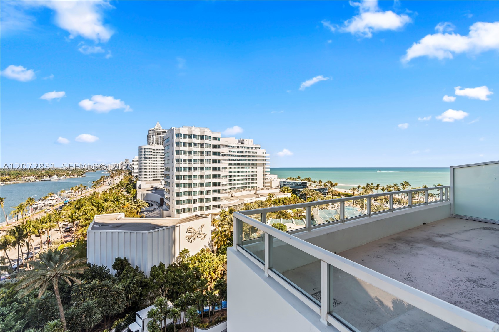 4401 Collins Ave #915 Miami Beach, FL 33140