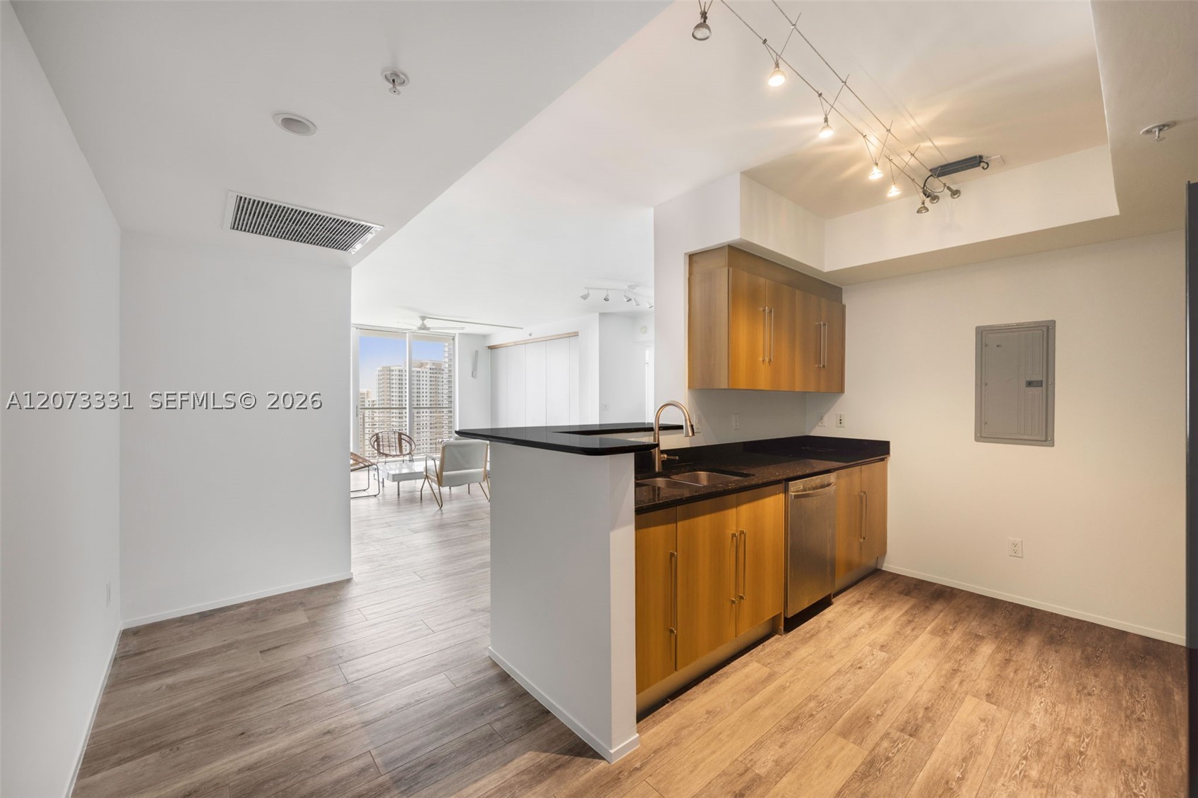 335 S Biscayne Blvd #2805 Miami, FL 33131