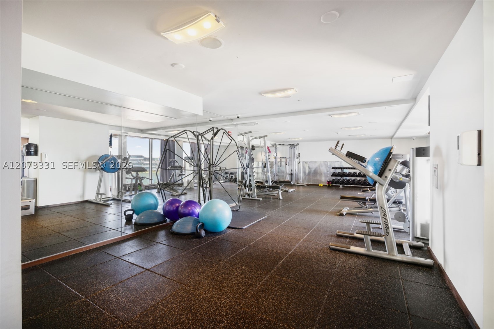 335 S Biscayne Blvd #2805 Miami, FL 33131