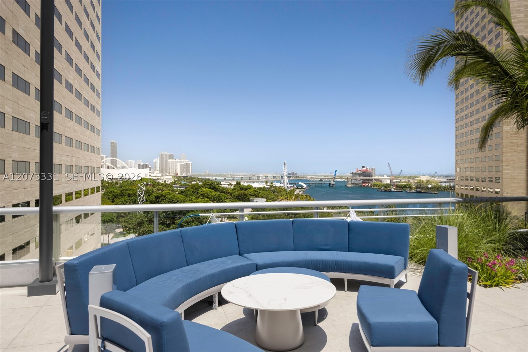 335 S Biscayne Blvd #2805 Miami, FL 33131