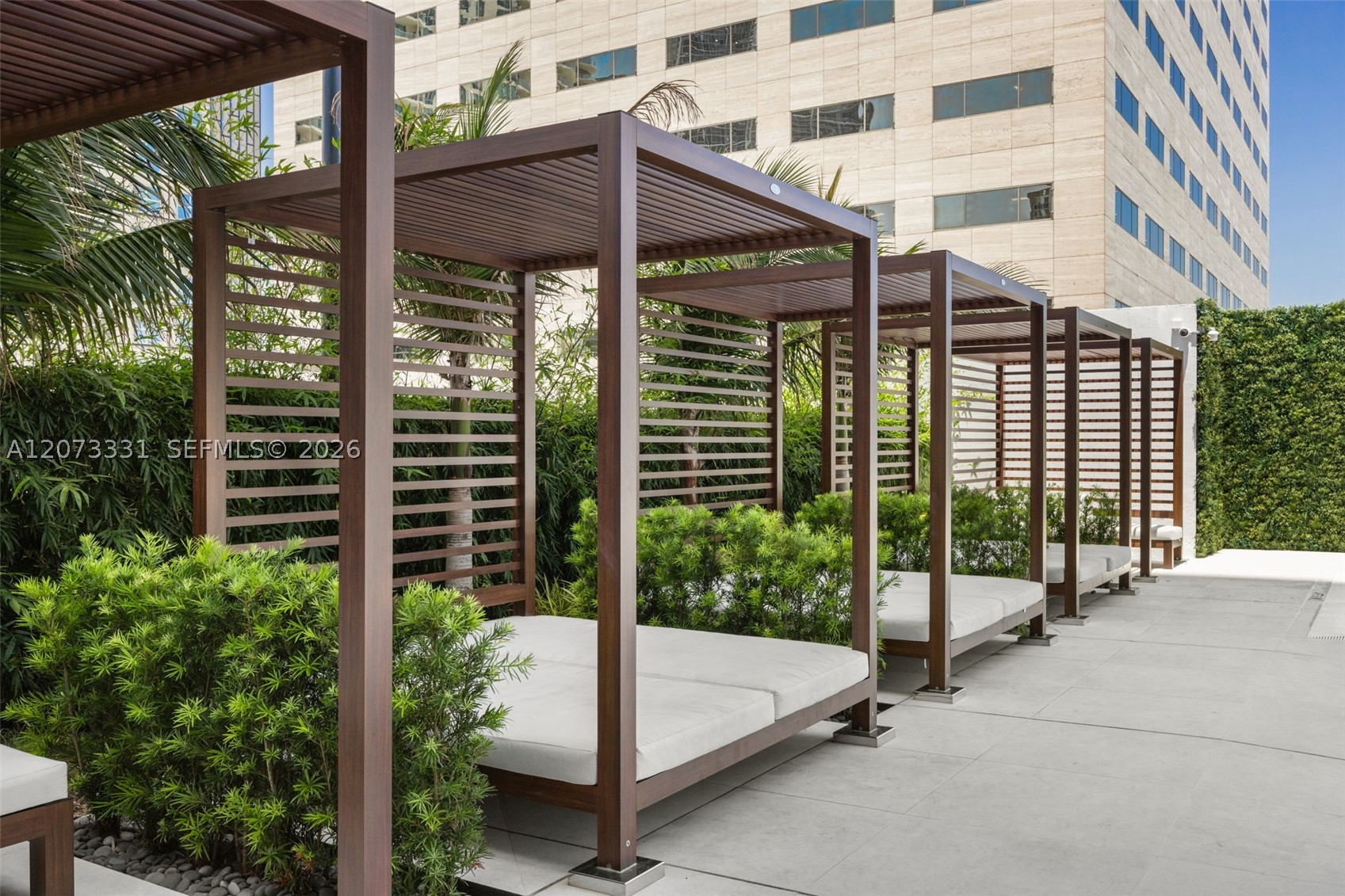 335 S Biscayne Blvd #2805 Miami, FL 33131