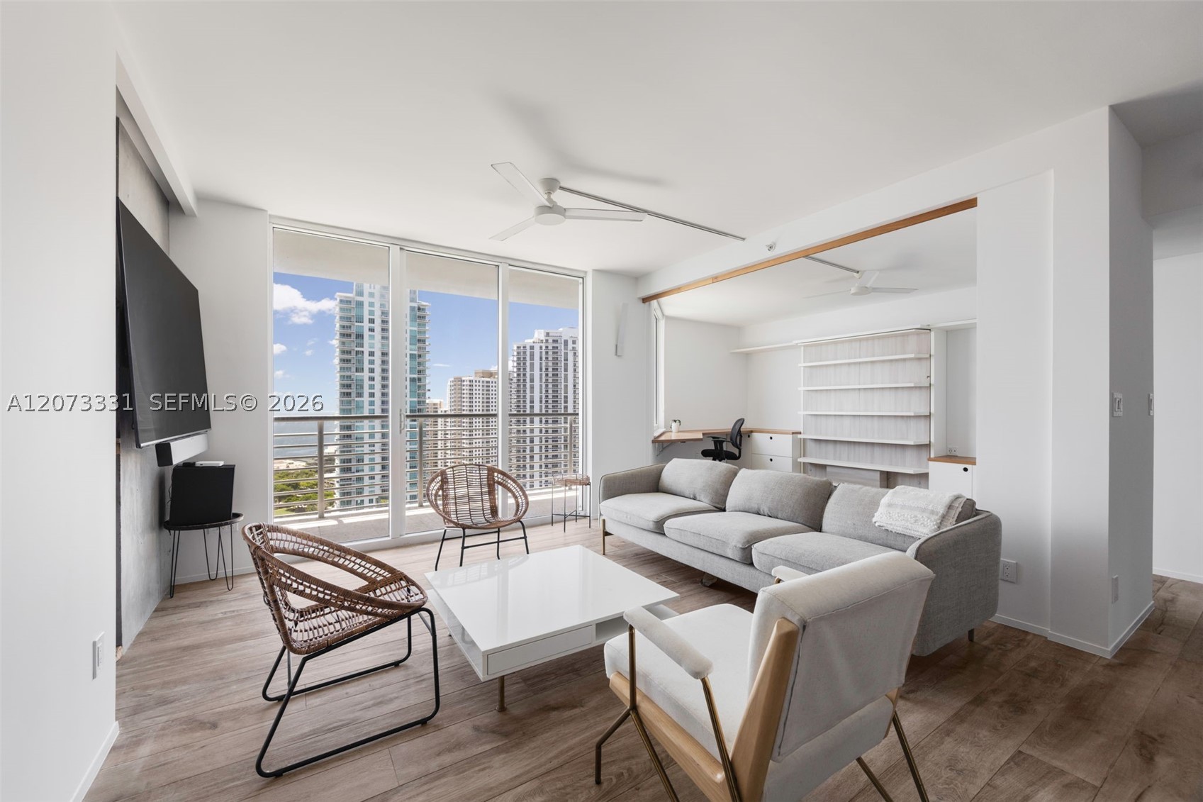 335 S Biscayne Blvd #2805 Miami, FL 33131