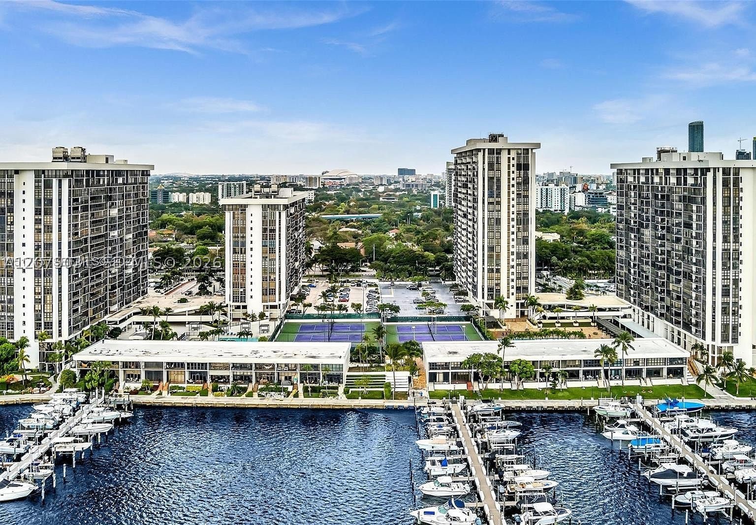 image Brickell Place III1