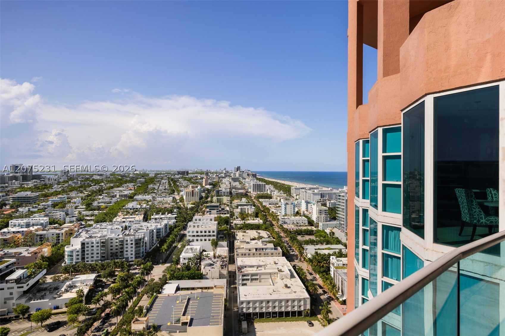 300 Pointe Dr #2806 Miami Beach, FL 33139