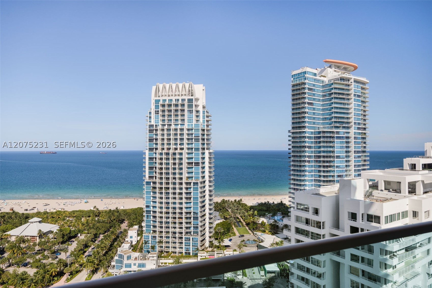 300 Pointe Dr #2806 Miami Beach, FL 33139