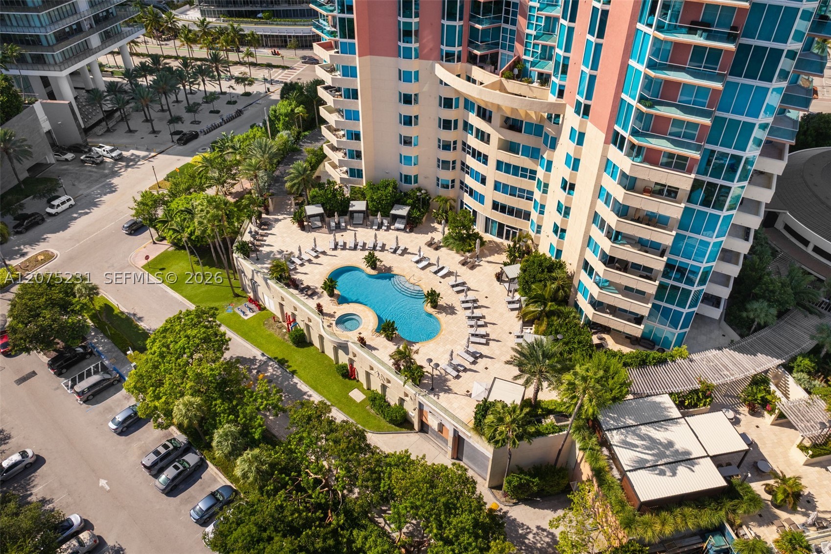 300 Pointe Dr #2806 Miami Beach, FL 33139