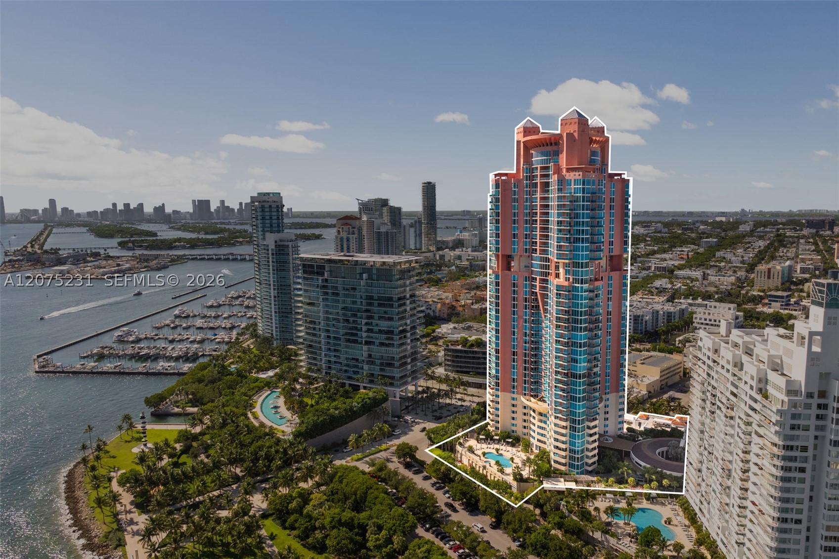 300 Pointe Dr #2806 Miami Beach, FL 33139