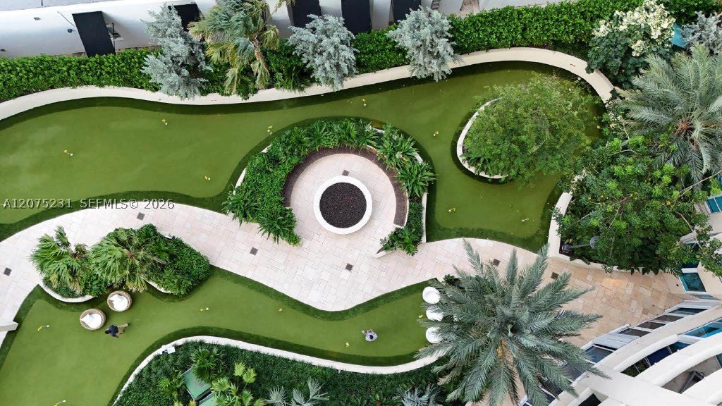 300 Pointe Dr #2806 Miami Beach, FL 33139