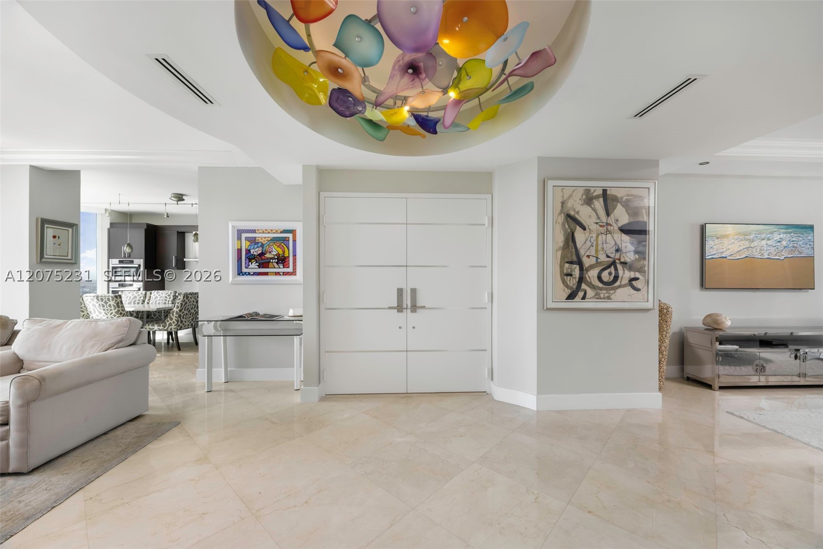 300 Pointe Dr #2806 Miami Beach, FL 33139