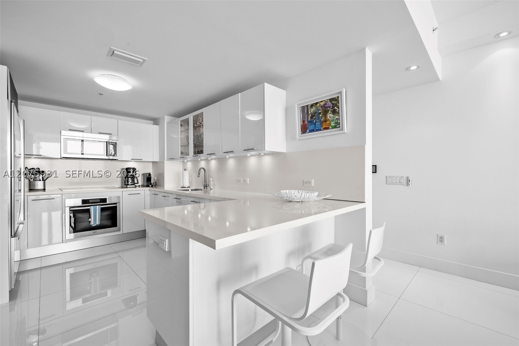 6899 Collins Ave #1602 Miami Beach, FL 33141