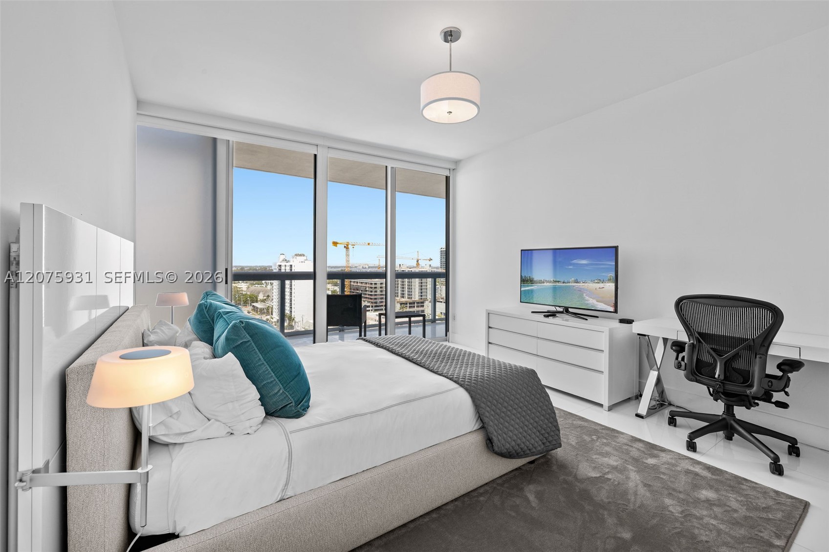 6899 Collins Ave #1602 Miami Beach, FL 33141